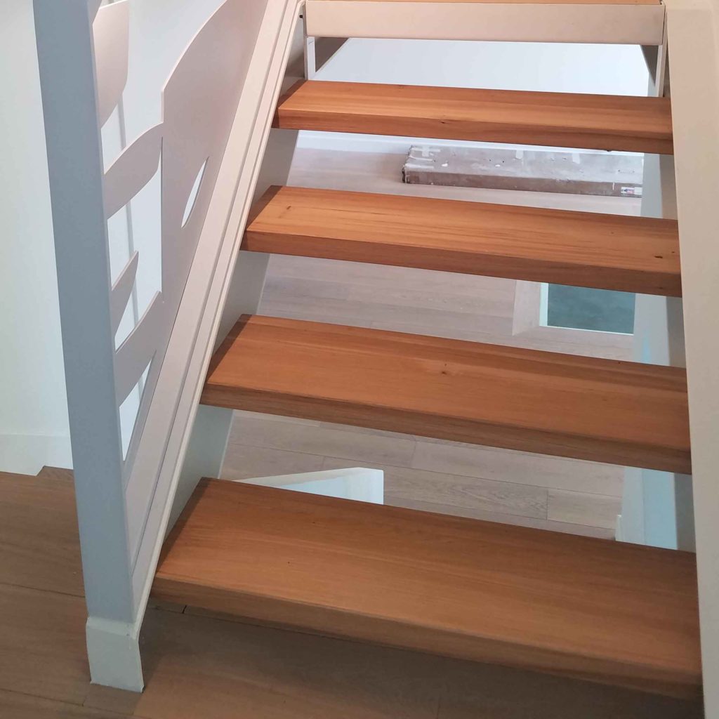 escalier interieur ORIGINAL BLANC moderne lehoux paris