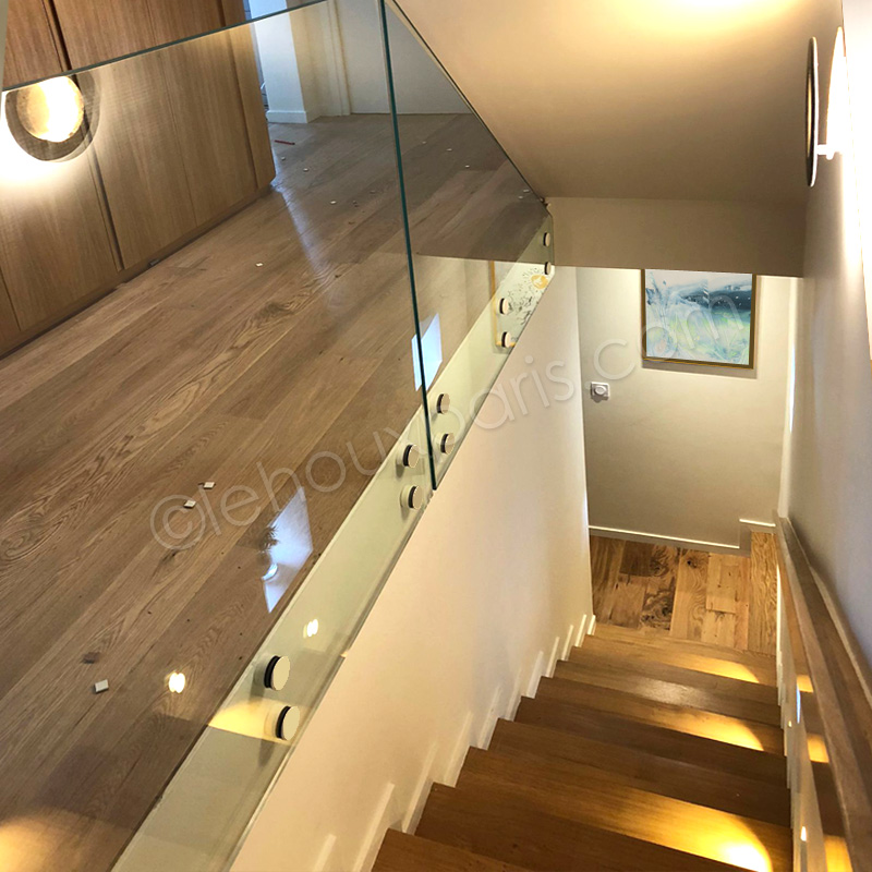 LEHOUX-Paris-rambarde-VERRE marches beton bois -etage