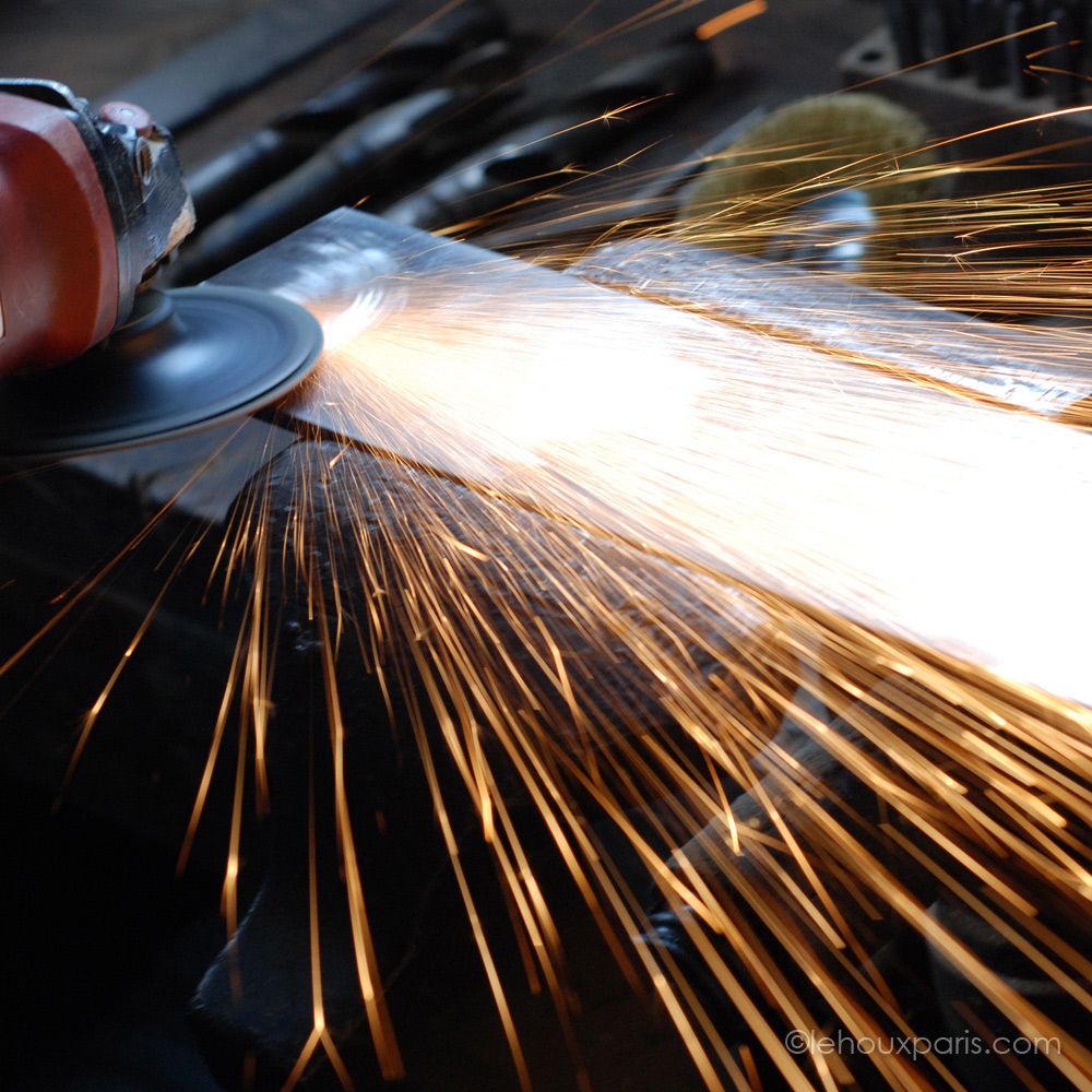 photo- matiere luxe atelier bois metal artisanal finitions Lehoux paris (28)